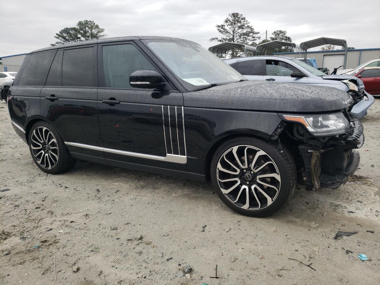 2017 Land Rover Range Rover - Image 4