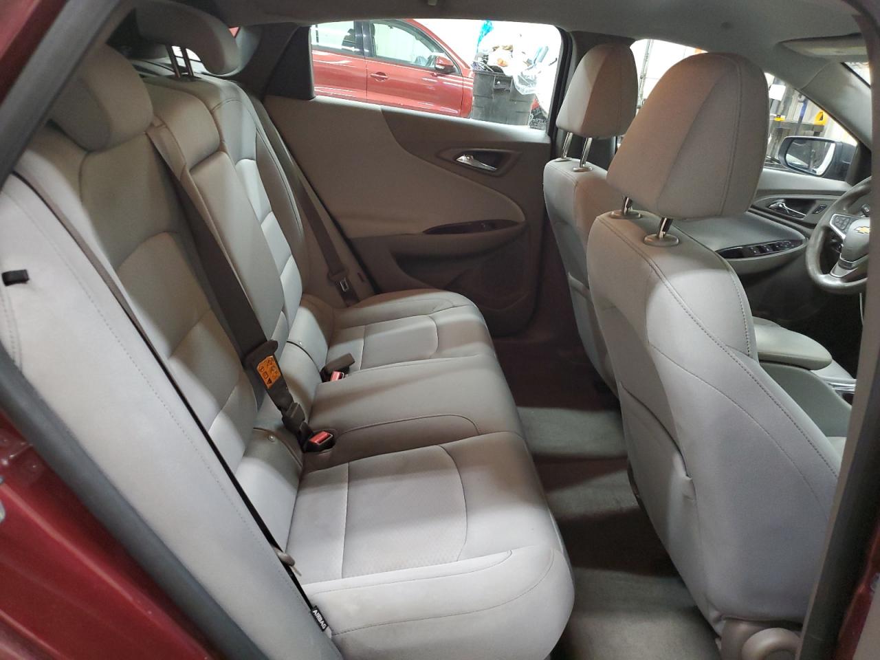 2016 Chevrolet Malibu - Image 10
