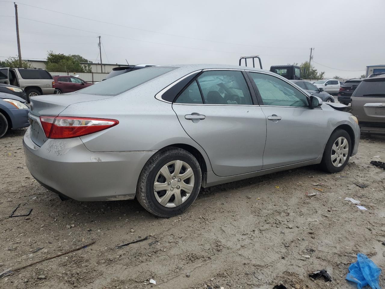 2015 Toyota Camry - Image 3
