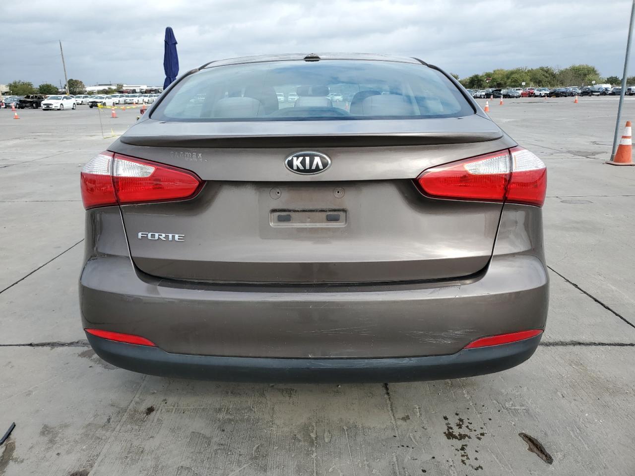 2015 Kia Forte Lx VIN: KNAFX4A65F5257437 Lot: 78034724