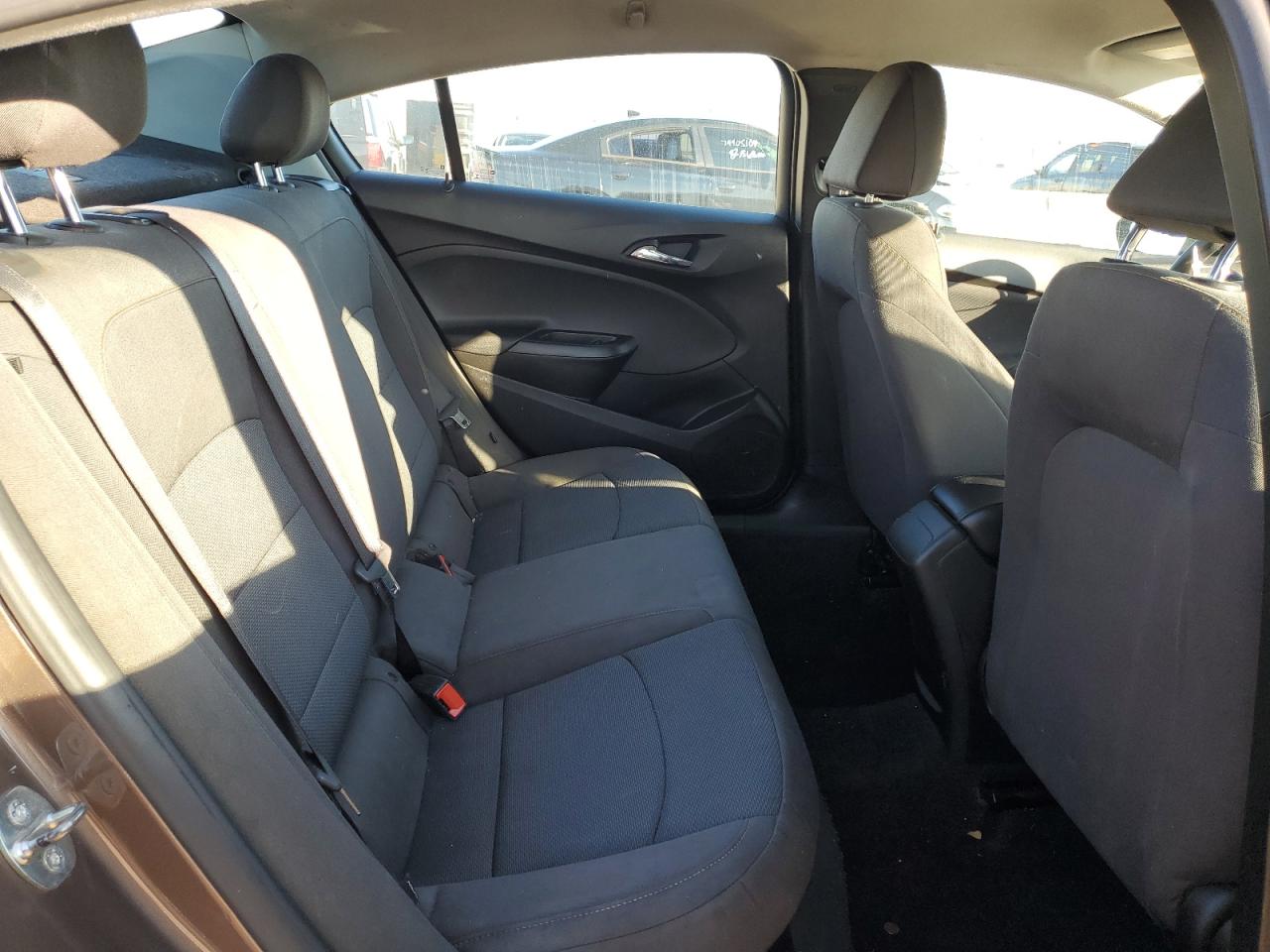 2019 Chevrolet Cruze - Image 10