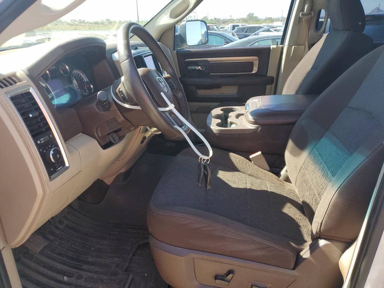 2016 RAM 1500 - Image 7