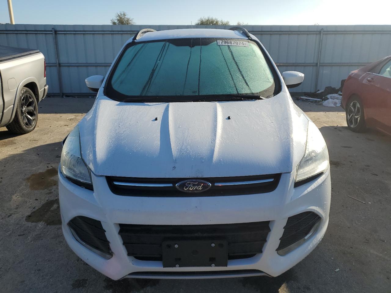 VIN 1FMCU0GX0GUC56075 2016 FORD ESCAPE no.5