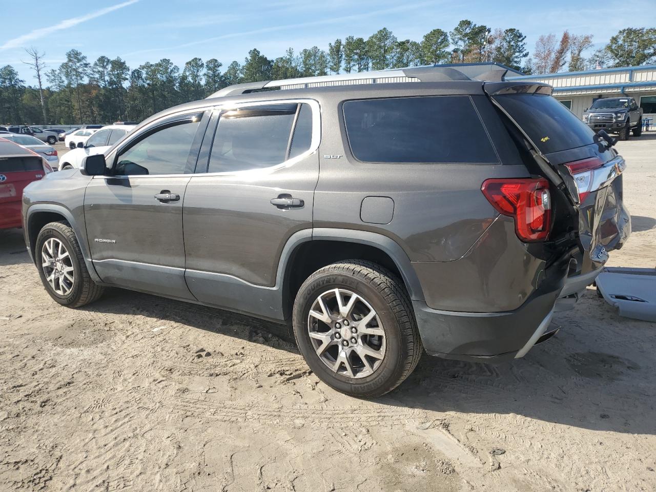 2020 GMC Acadia - Image 2