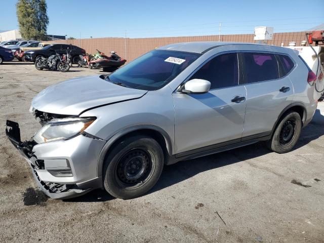  NISSAN ROGUE 2017 Srebrny