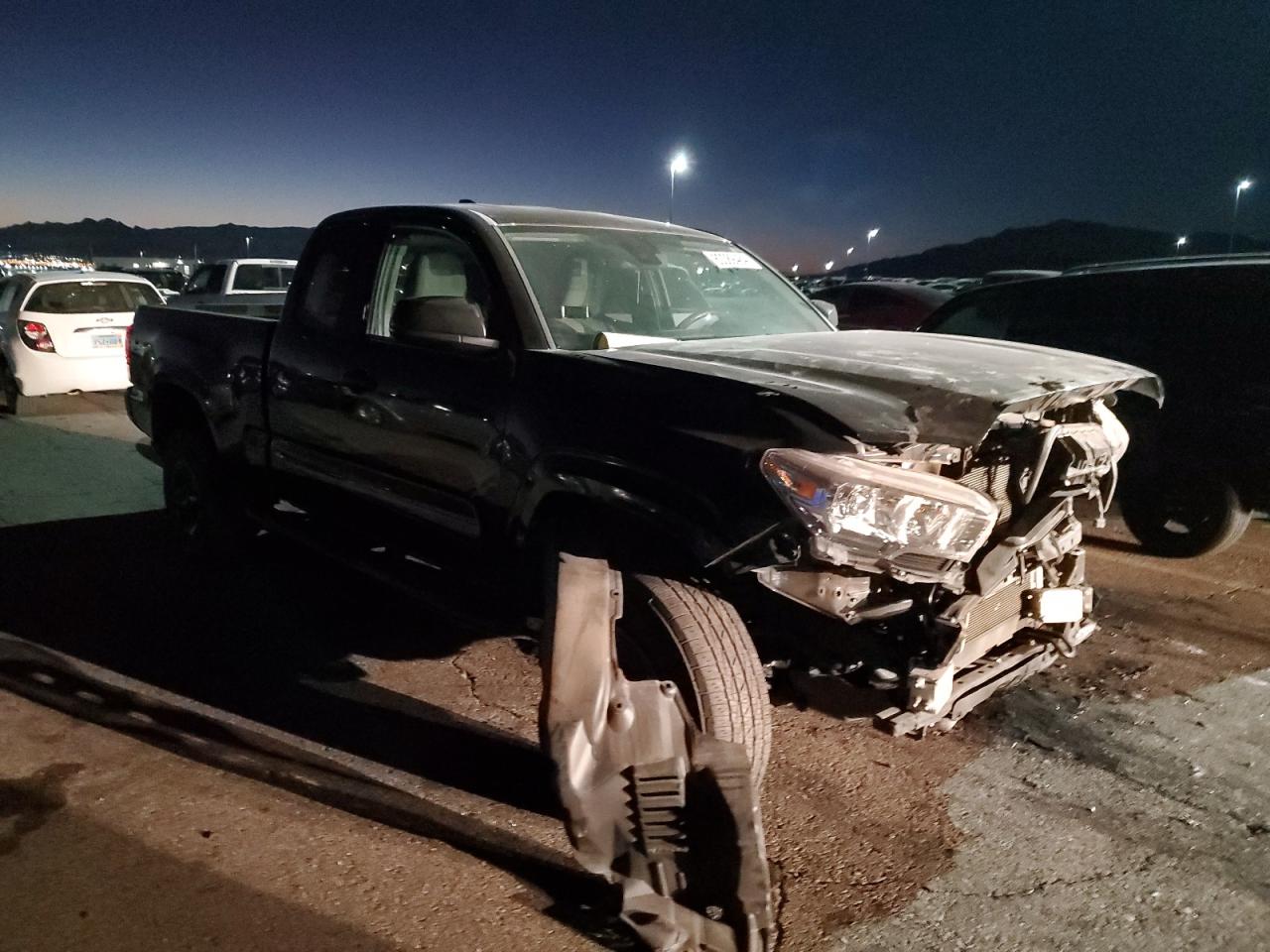 2021 Toyota Tacoma - Image 4
