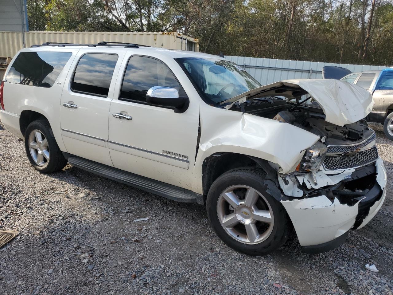 2009 Chevrolet Suburban C1500 Ltz VIN: 1GNFC360X9R296302 Lot: 79665234