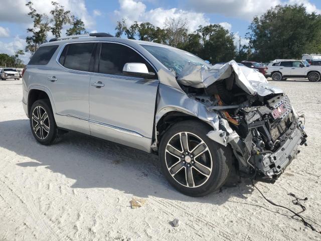  GMC ACADIA DEN 2017 Srebrny