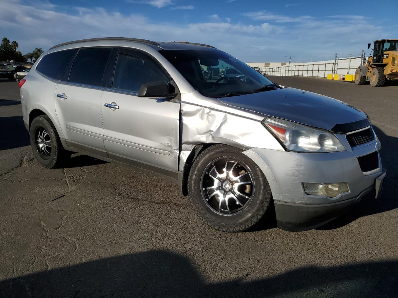 2012 Chevrolet Traverse - Image 4