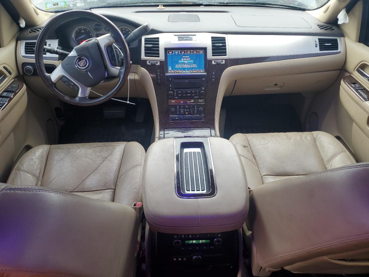 2010 Cadillac Escalade - Image 8