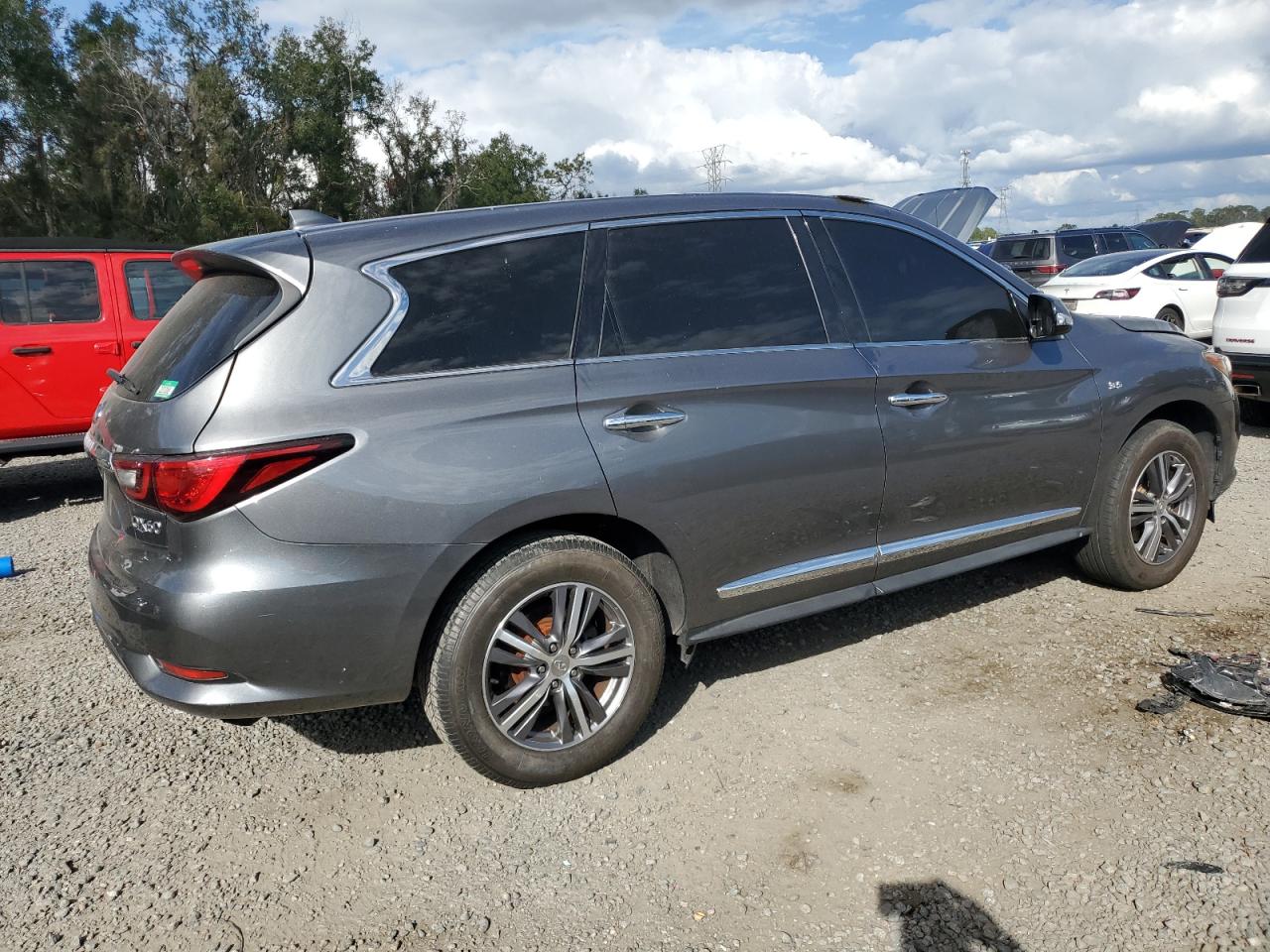 2020 Infiniti QX60 - Image 3