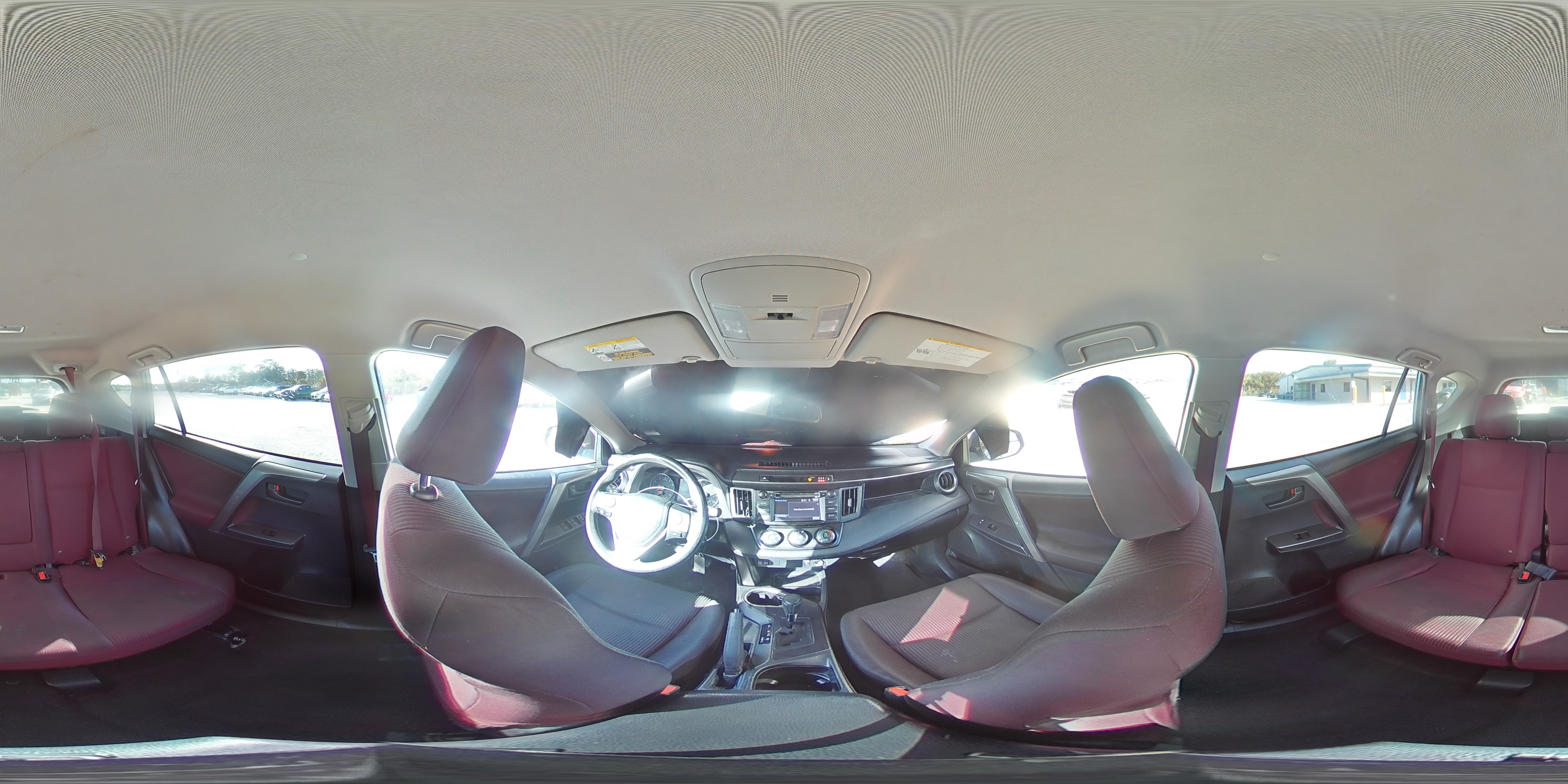 2018 Toyota RAV 4 - Image 16