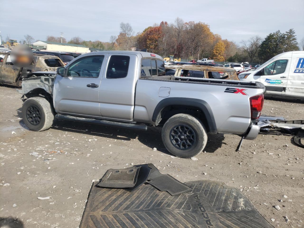 2020 Toyota Tacoma - Image 2