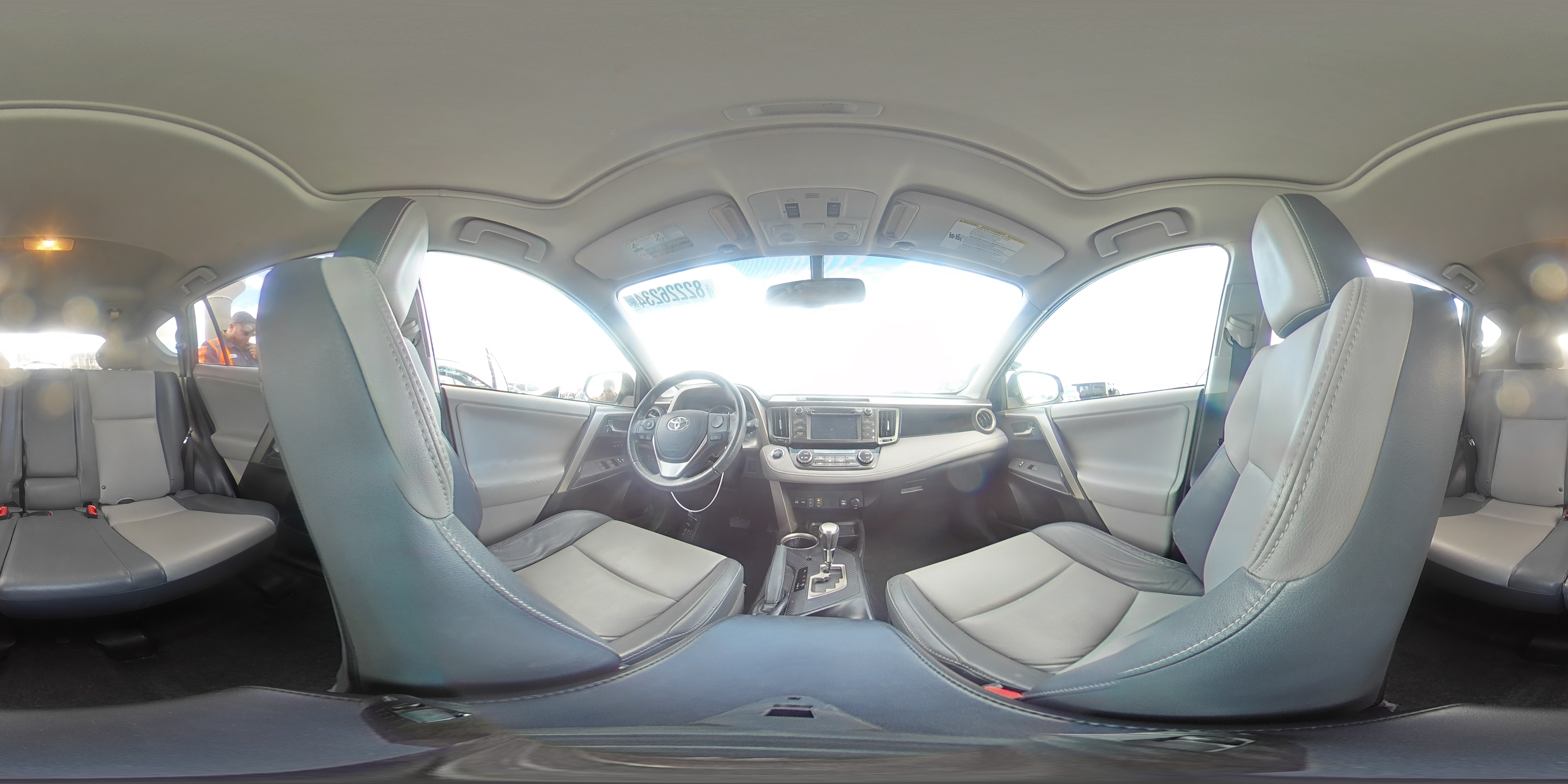 2013 Toyota RAV 4 - Image 15