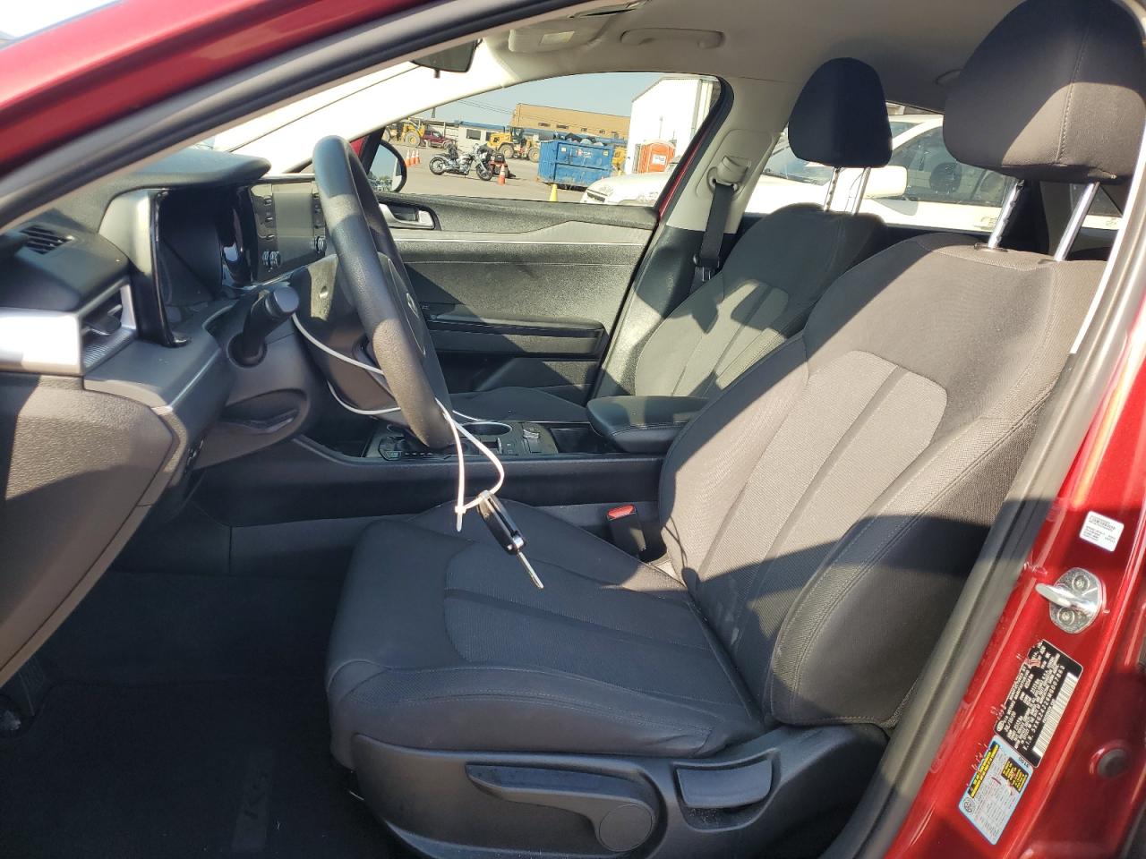 2021 Kia K5 - Image 7