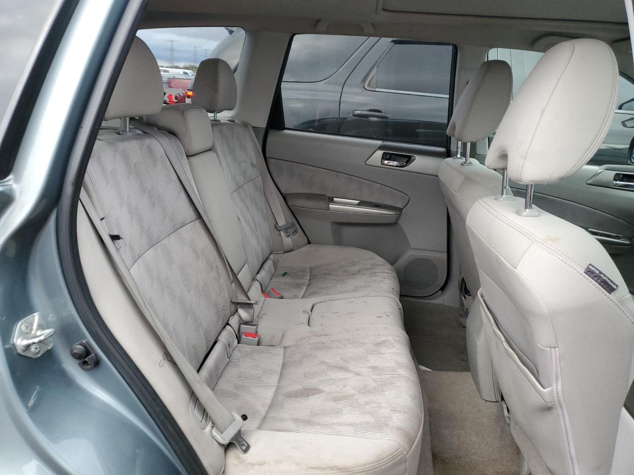 2010 Subaru Forester - Image 10