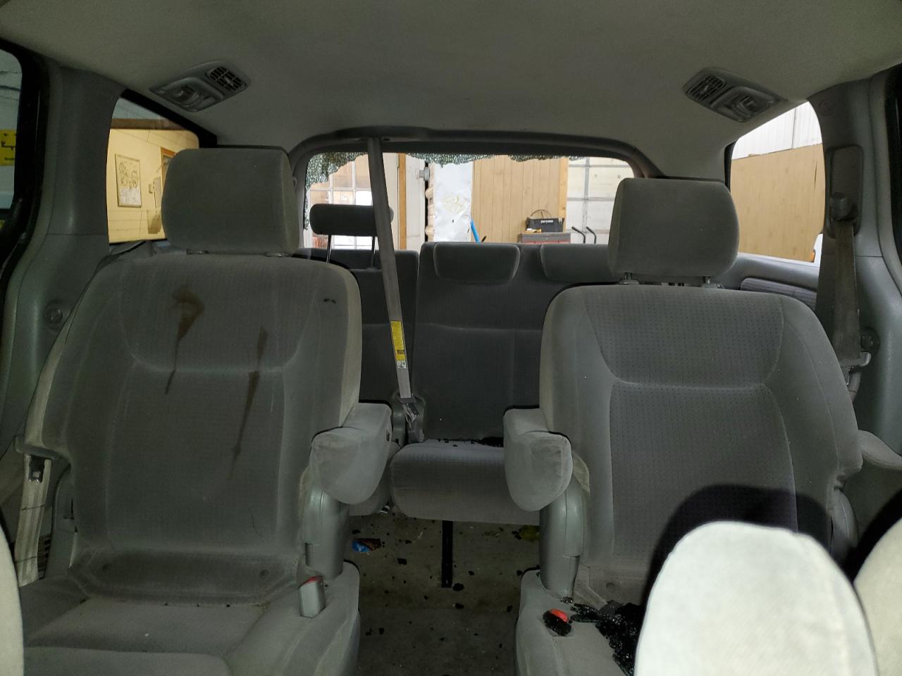 2006 Toyota Sienna - Image 10