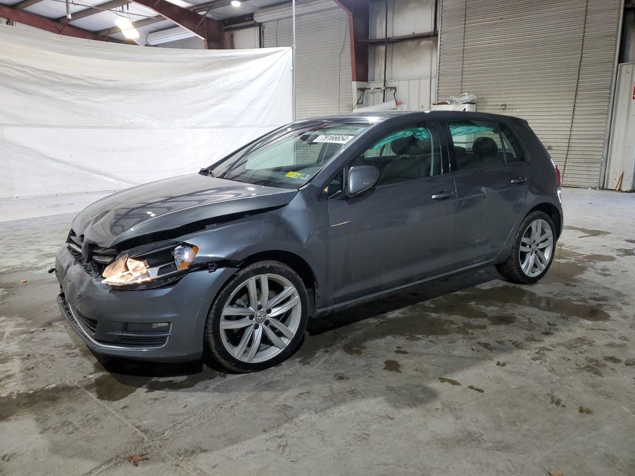 2017 Volkswagen Golf - Image 1