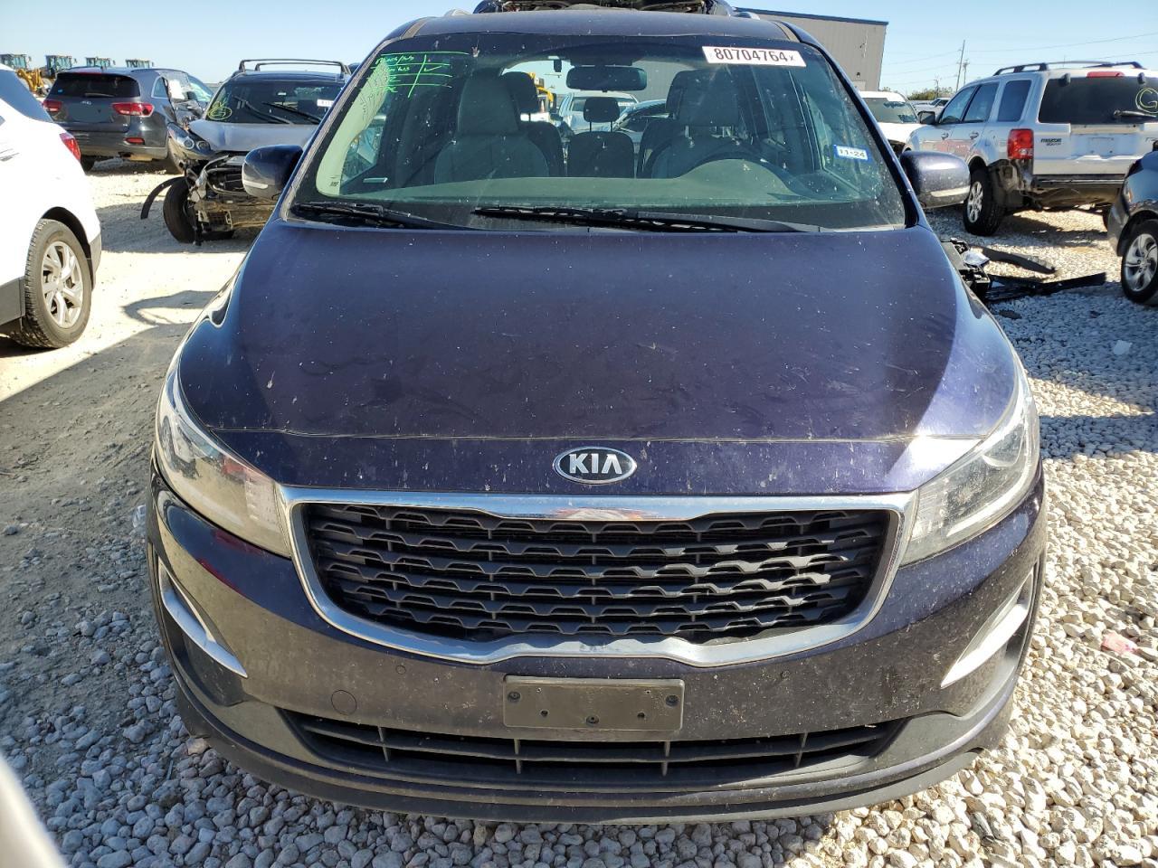 2021 Kia Sedona - Image 5