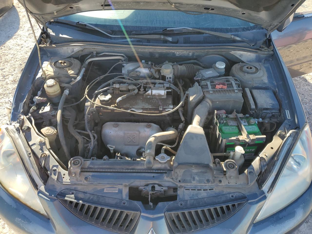 2005 Mitsubishi Lancer - Image 11