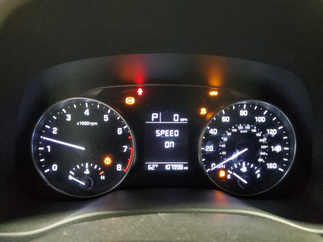 2017 Hyundai Elantra - Image 9