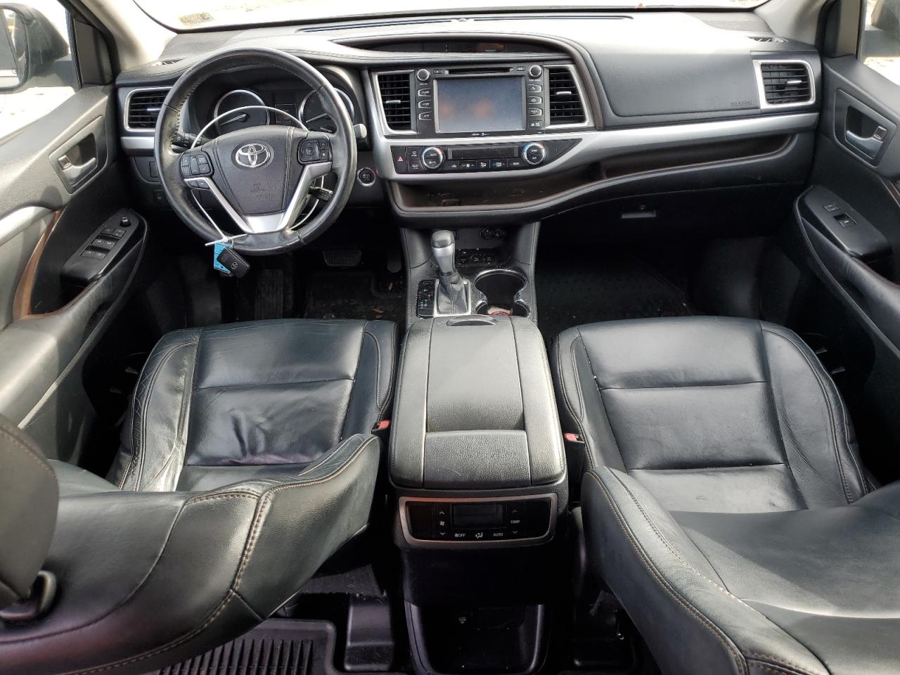 2015 Toyota Highlander - Image 8