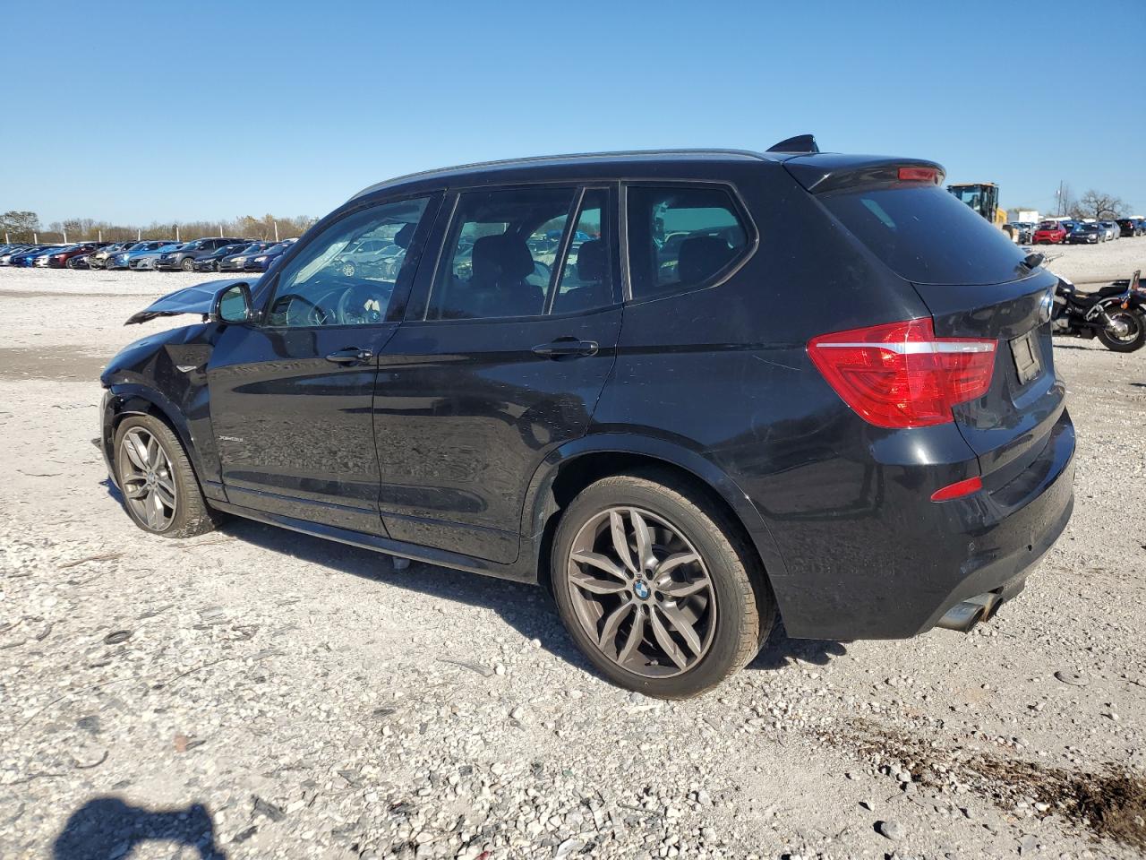 VIN 5UXWX7C5XH0U42669 2017 BMW X3 no.2