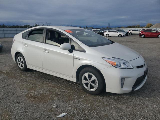  TOYOTA PRIUS 2015 Білий