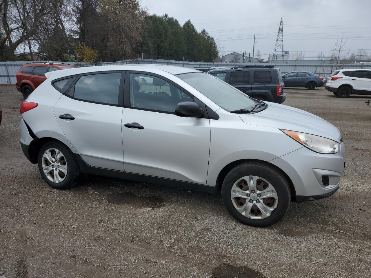 2012 Hyundai Tucson - Image 4
