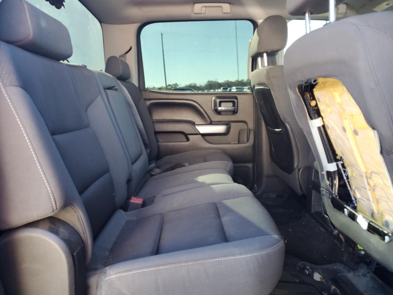 2014 Chevrolet Silverado - Image 11