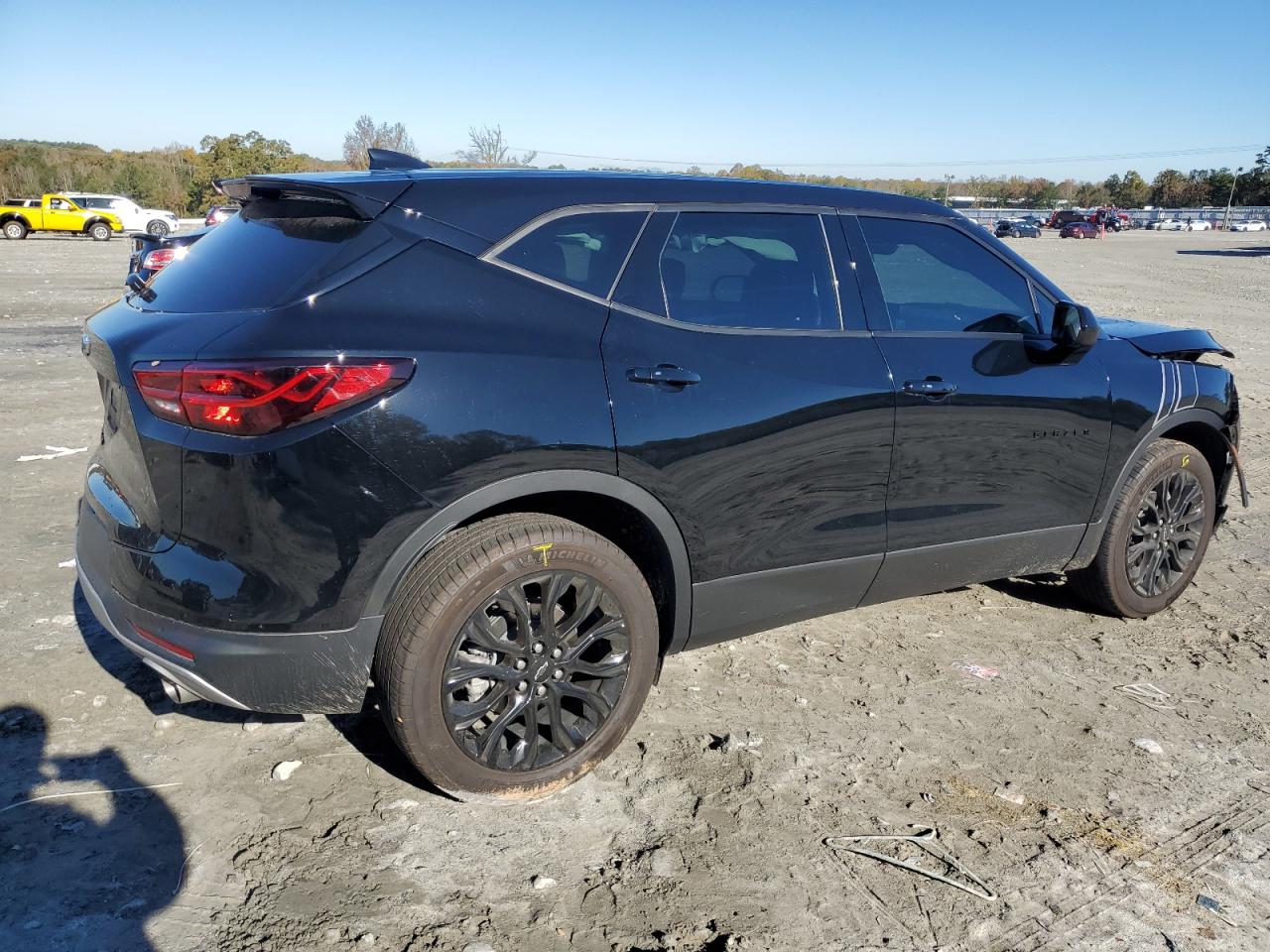 2023 Chevrolet Blazer - Image 3