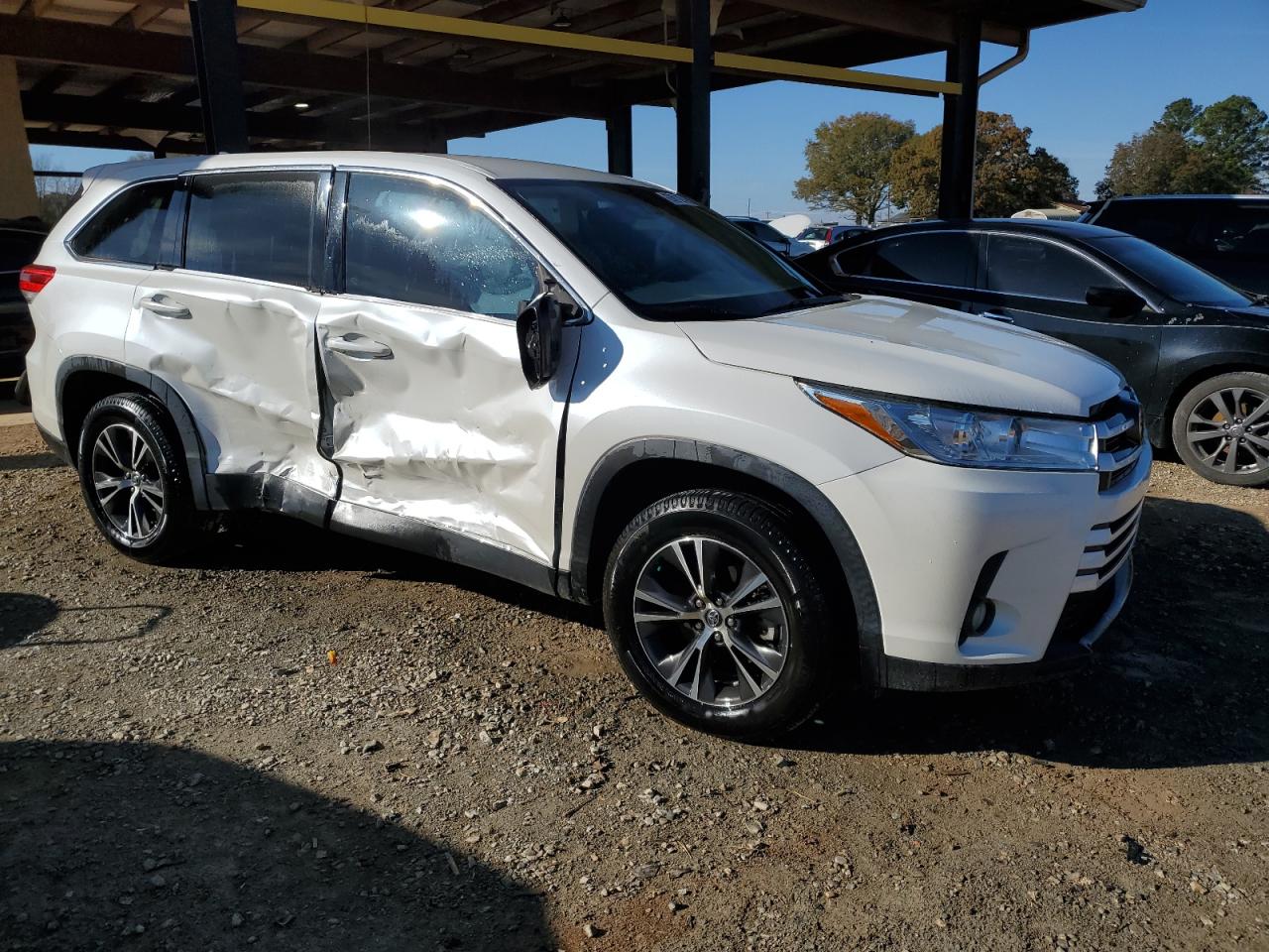 2019 Toyota Highlander - Image 4