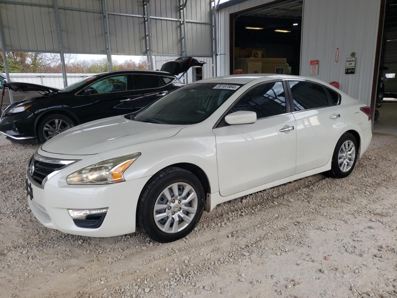 2015 Nissan Altima - Image 1