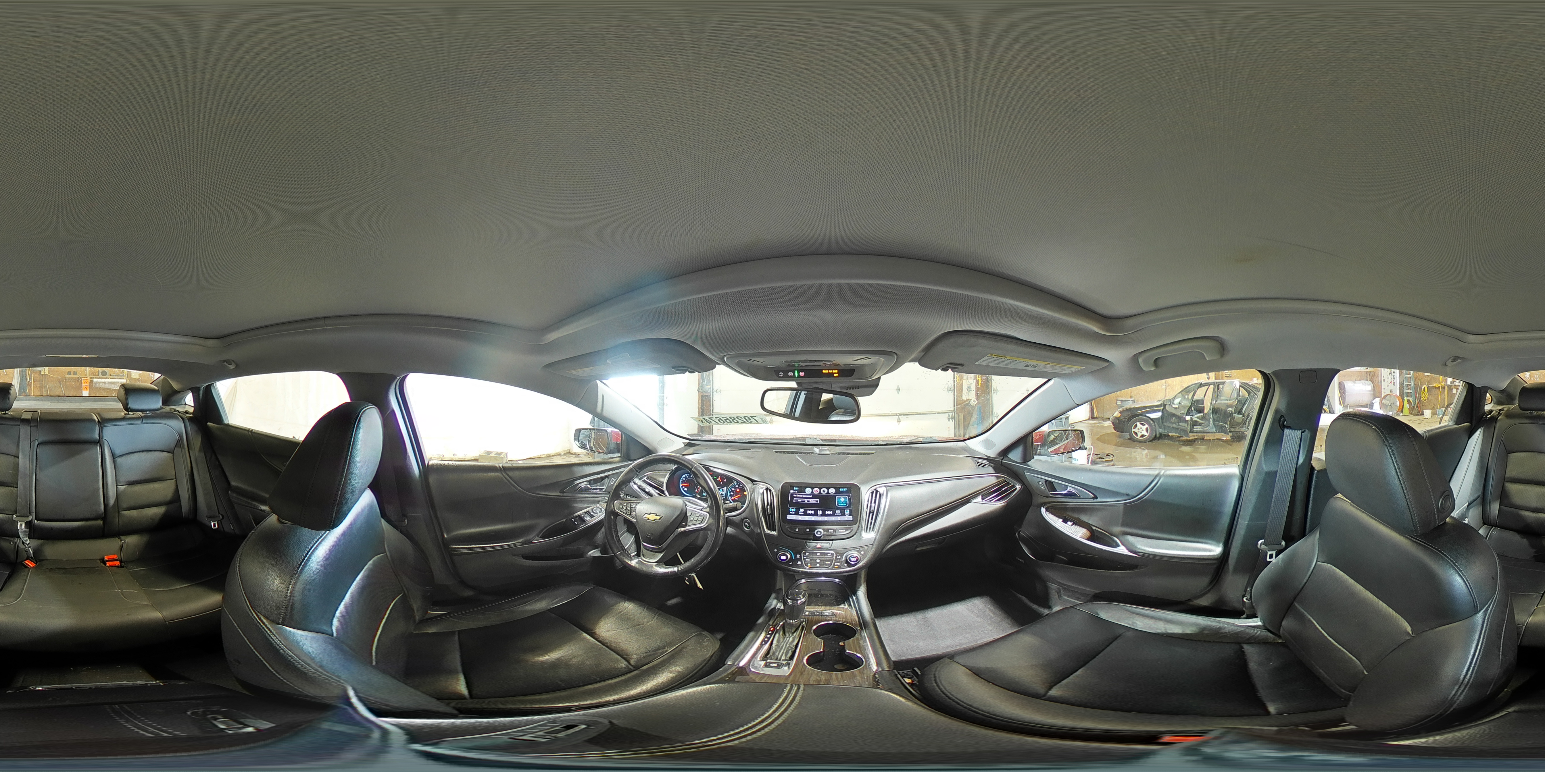 2018 Chevrolet Malibu - Image 15
