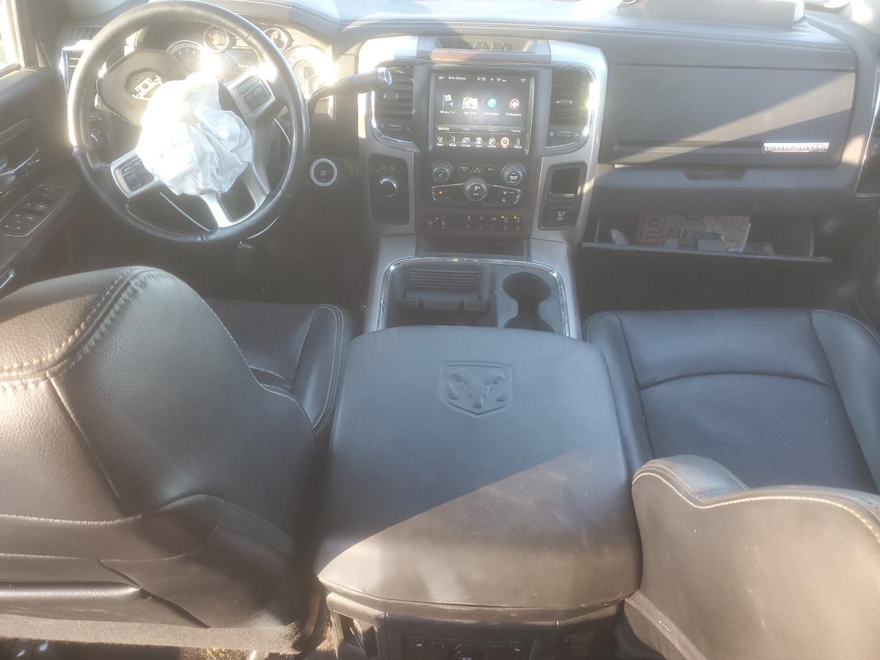 2017 RAM 3500 - Image 8