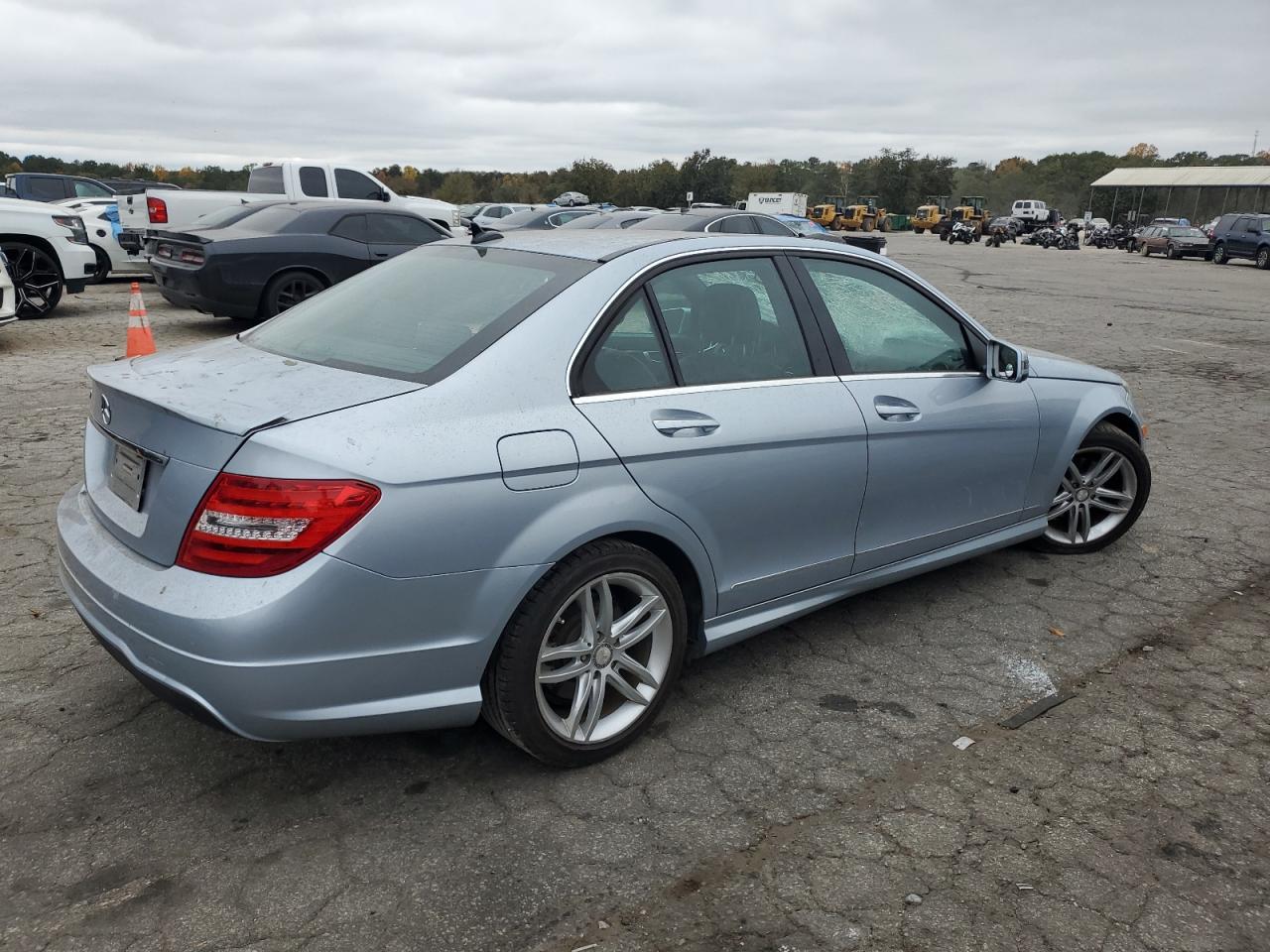 VIN WDDGF4HB1DA753780 2013 MERCEDES-BENZ C-CLASS no.3