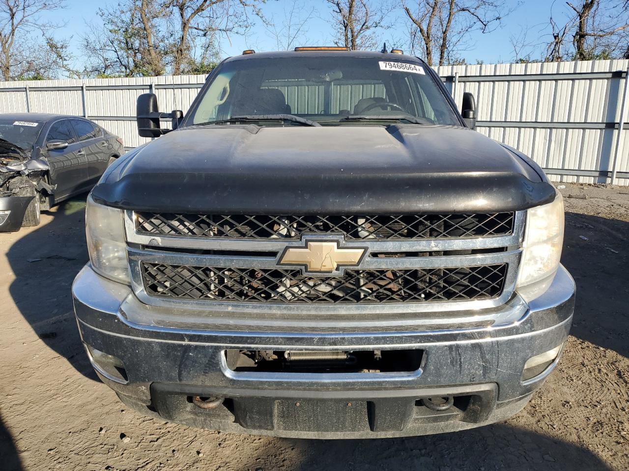 2011 Chevrolet Silverado - Image 5