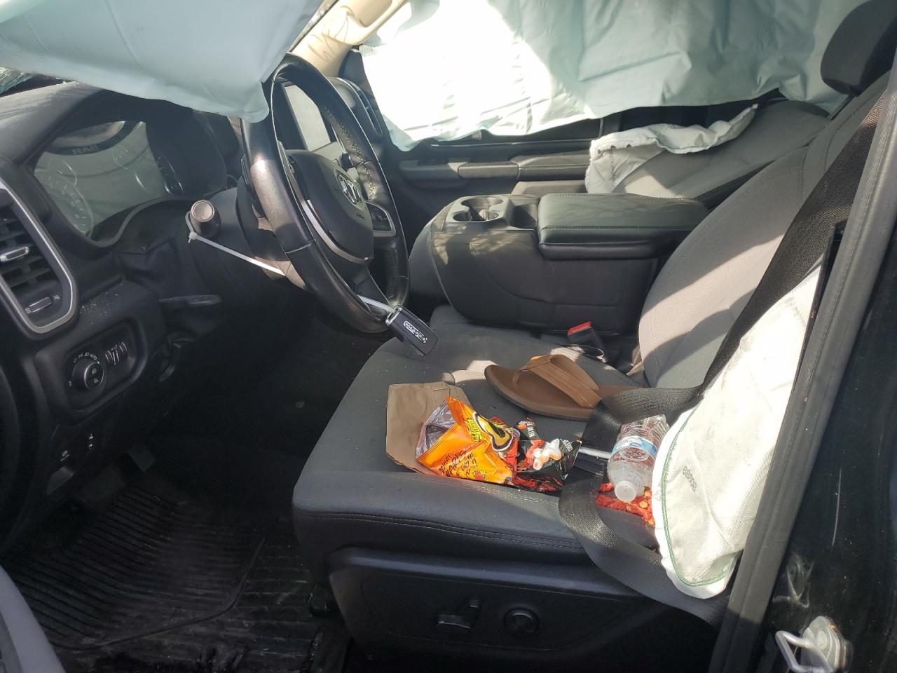 2019 RAM 1500 - Image 7