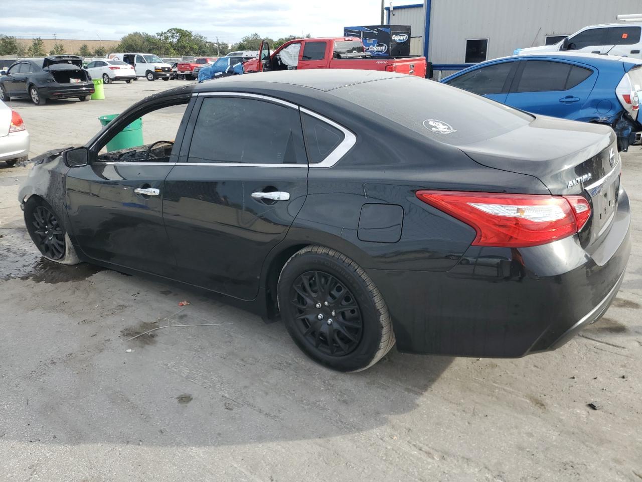 2017 Nissan Altima - Image 2