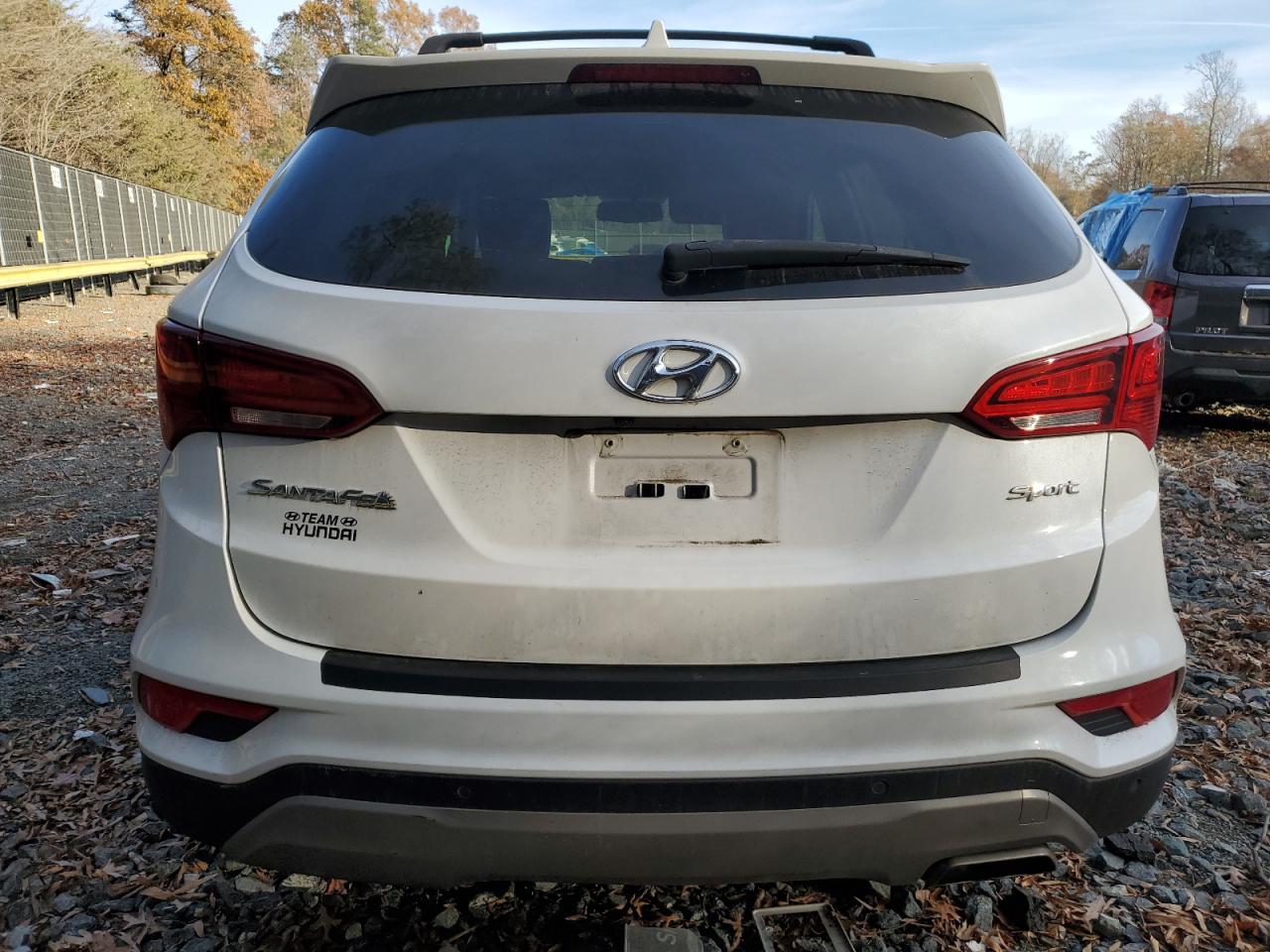 2017 Hyundai Santa Fe - Image 6