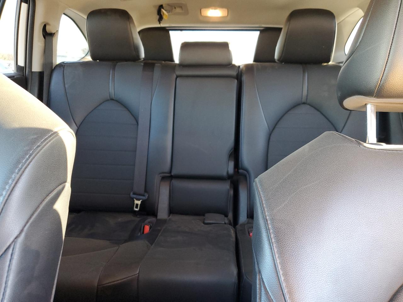 2021 Toyota Highlander - Image 10