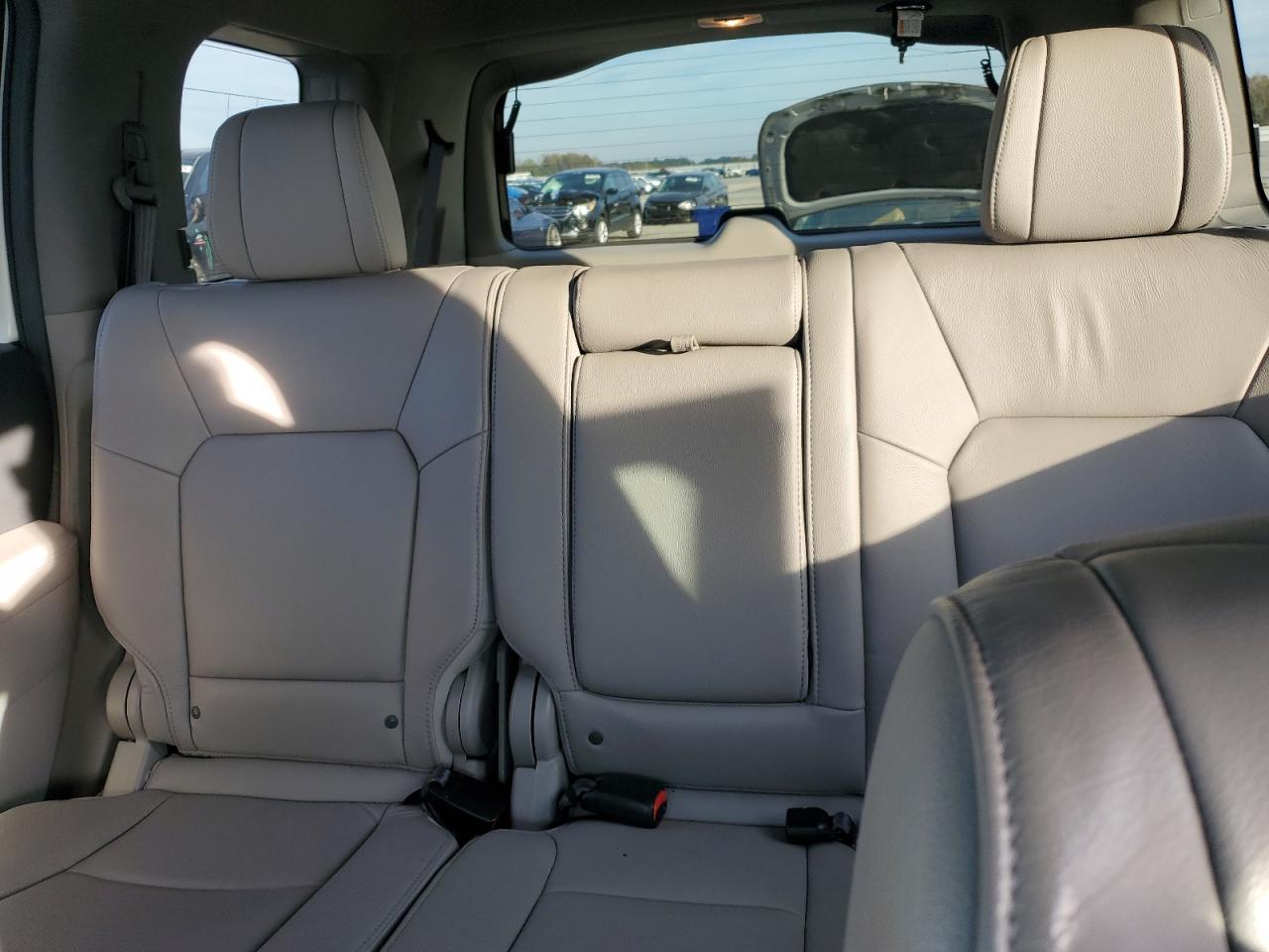 2012 Honda Pilot - Image 10