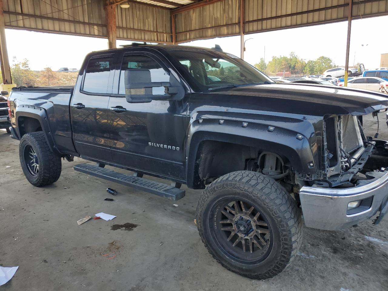 2015 Chevrolet Silverado - Image 4