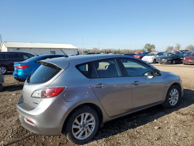  MAZDA 3 2013 Srebrny