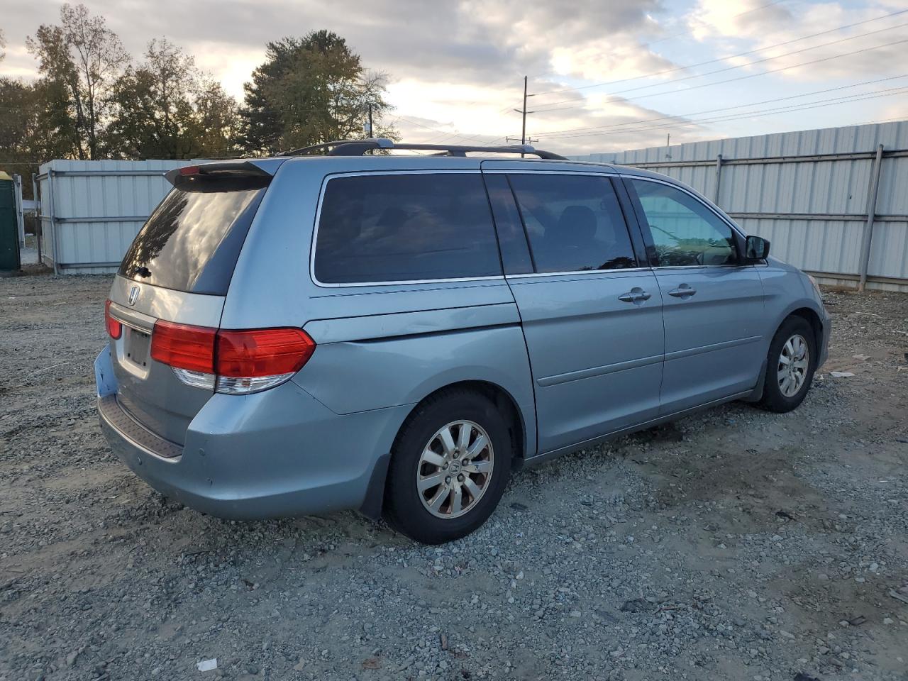 2009 Honda Odyssey - Image 3