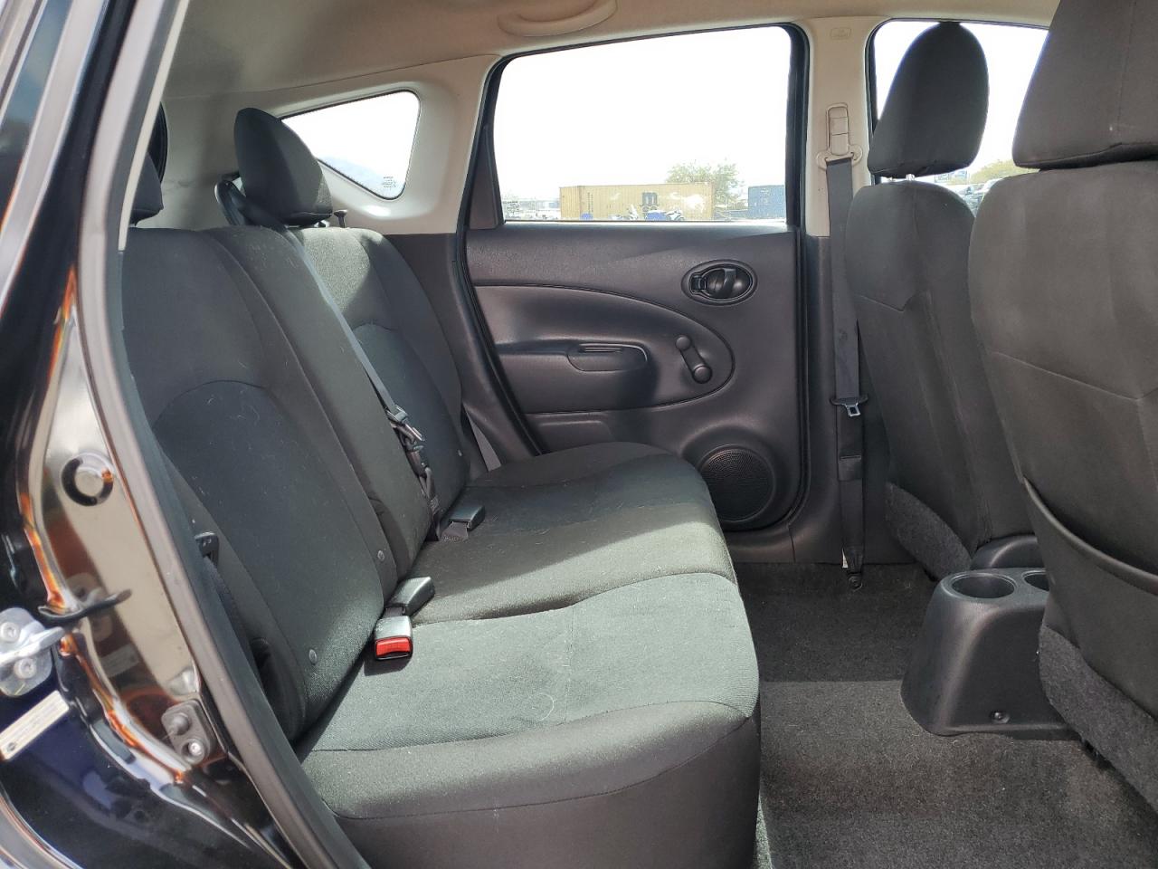 2015 Nissan Versa - Image 10