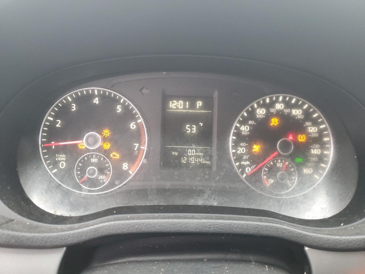 2015 Volkswagen Passat - Image 9