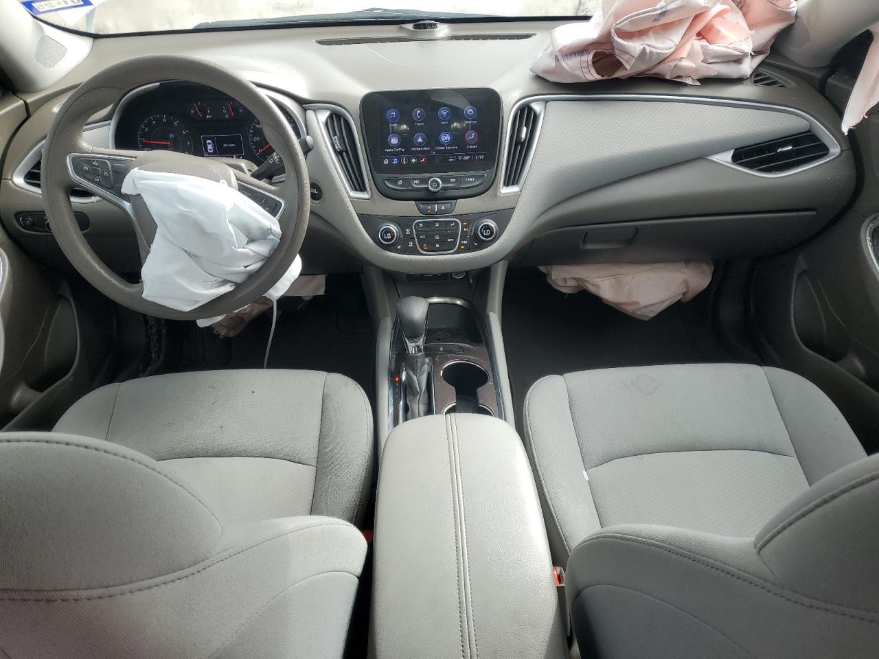2022 Chevrolet Malibu - Image 8