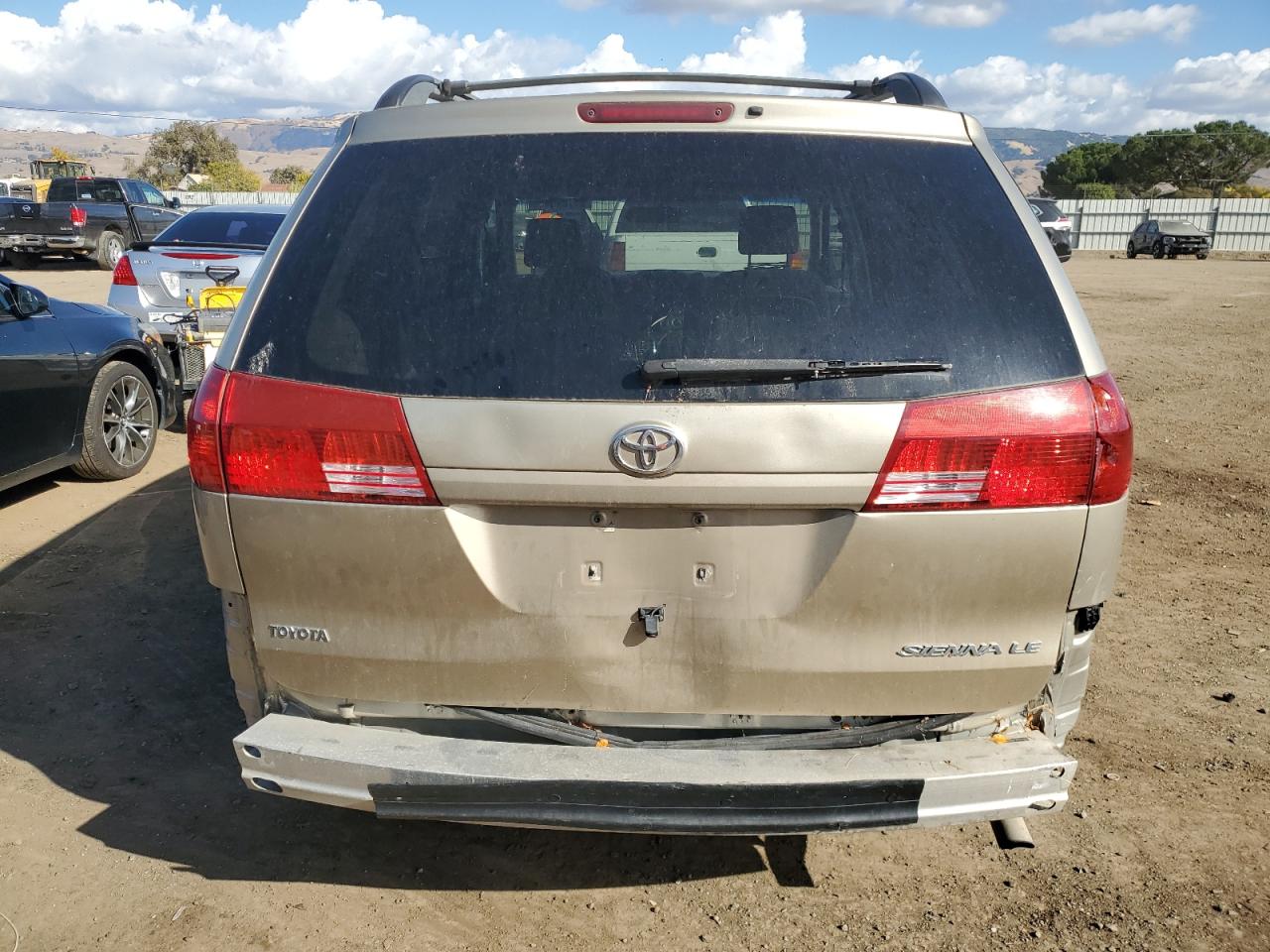 2005 Toyota Sienna Ce VIN: 5TDZA23C35S248463 Lot: 81121064