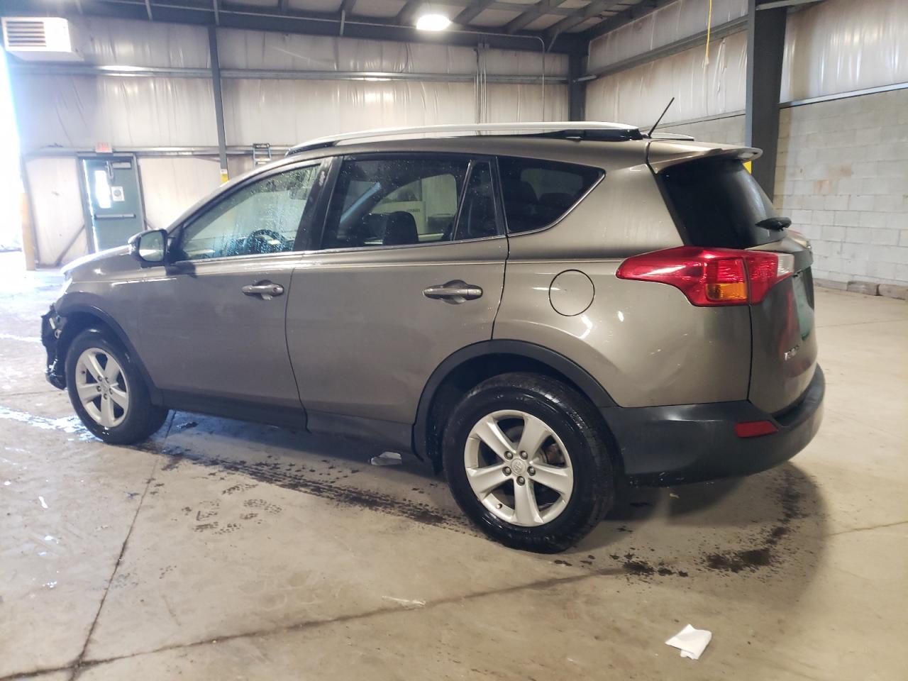 2013 Toyota RAV 4 - Image 2